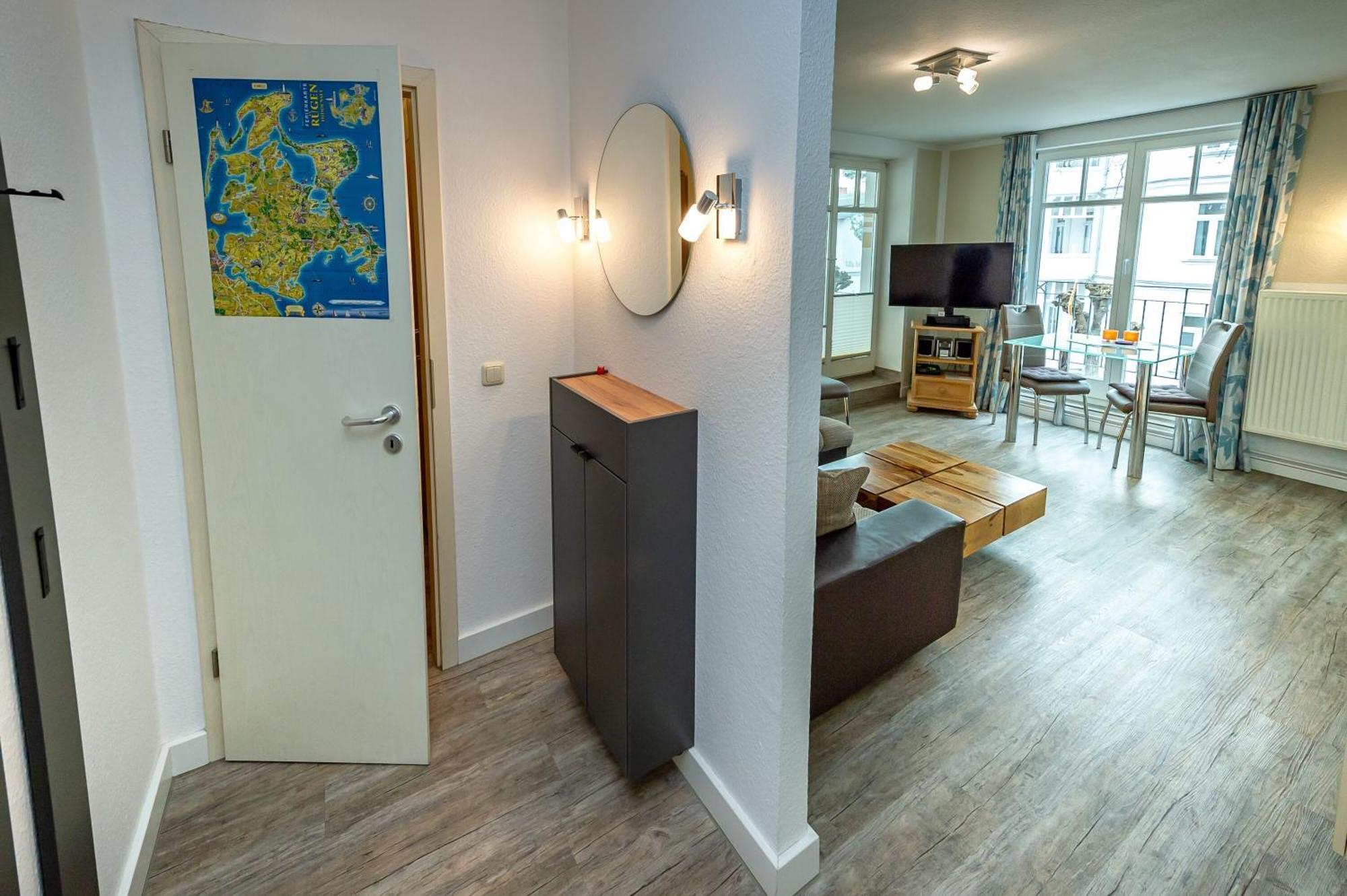 Saxonia F640 Wg 13 Im Ersten Og Mit Wintergarten, Strandnah Apartment