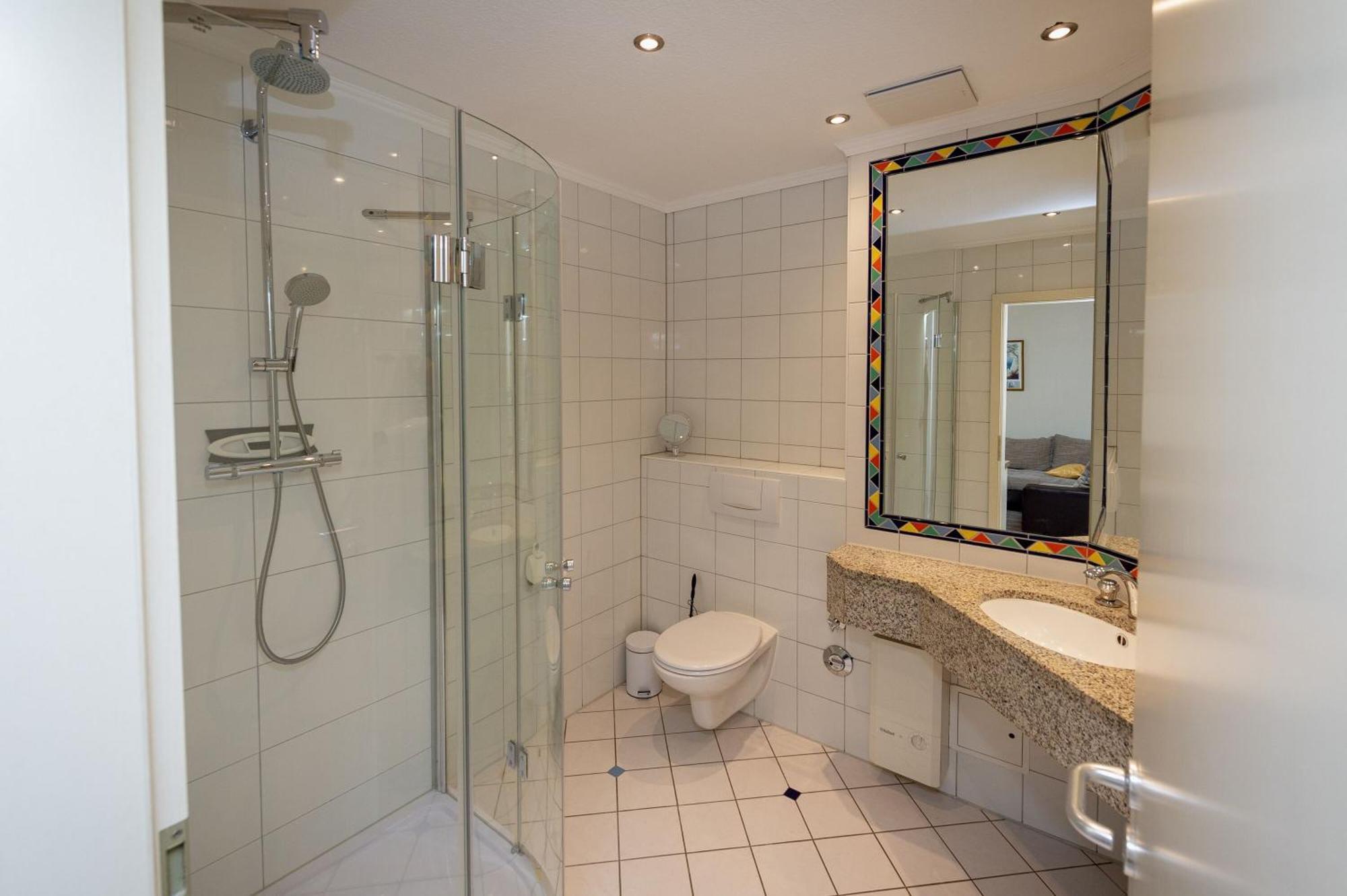 Apartment Saxonia F640 Wg 13 Im Ersten Og Mit Wintergarten, Strandnah